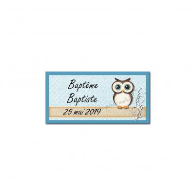 Etiquette dragees hibou gros yeux sur fond bleu clair